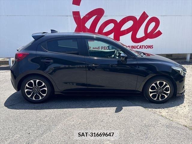 Mazda DEMIO 2015-11 296588-3