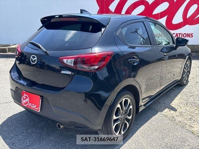 Mazda DEMIO 2015-11 296588-4