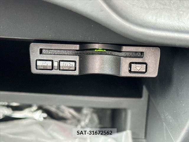 Nissan NOTE 2019-01 302440-5