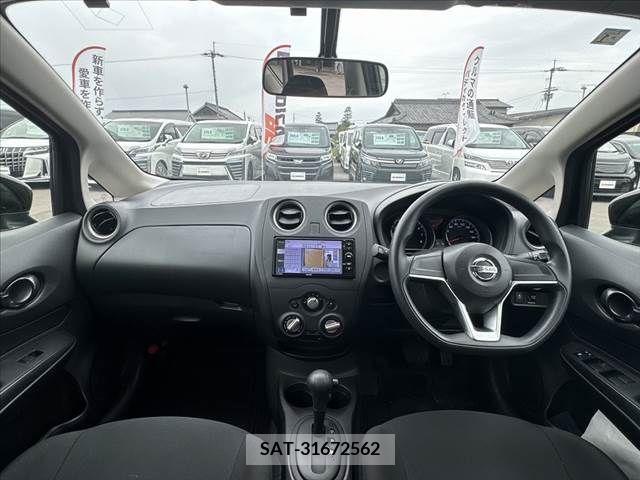 Nissan NOTE 2019-01 302440-1