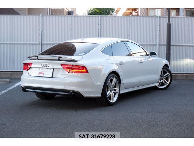 Audi A7 2015-01 212306-7