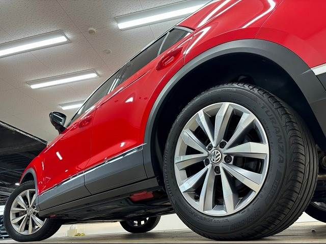 VolksWagen T-ROC 2021-03 181377-17