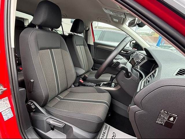 VolksWagen T-ROC 2021-03 181377-8