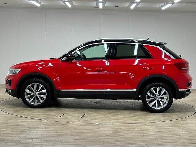 VolksWagen T-ROC 2021-03 181377-16