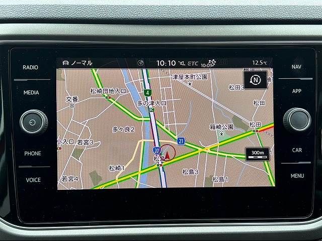 VolksWagen T-ROC 2021-03 181377-2