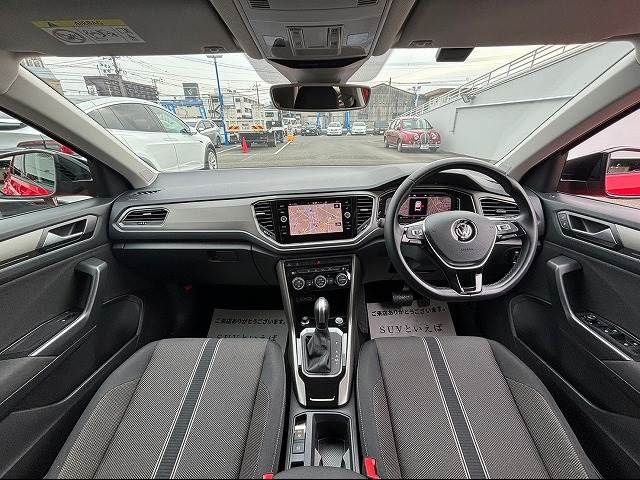VolksWagen T-ROC 2021-03 181377-1