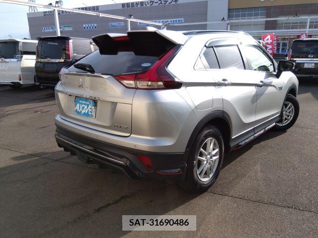 Mitsubishi ECLIPSE CROSS 2020-12 268324-1