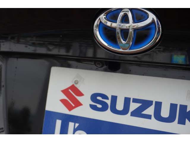 Toyota C-HR 2018-04 187796-14