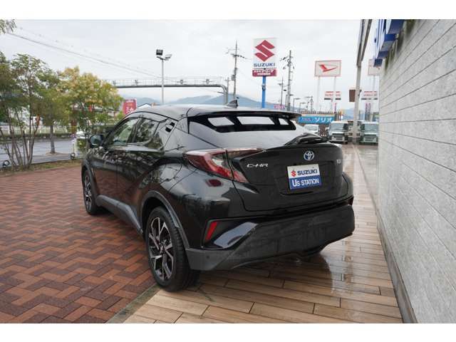 Toyota C-HR 2018-04 187796-2