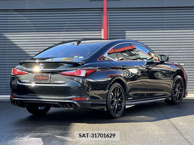 Lexus ES 2019-05 206720-2