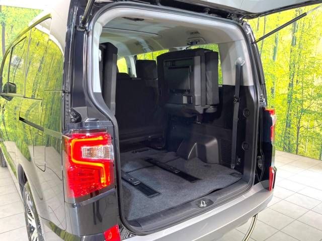 Mitsubishi DELICA D5 2023-04 192196-11