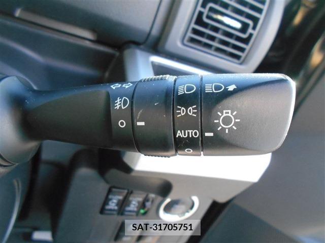 Daihatsu WAKE 2017-12 310578-15