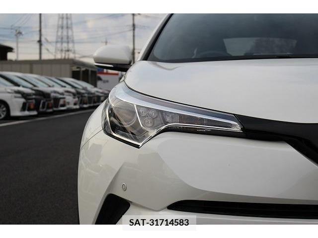 Toyota C-HR 2017-08 238600-10