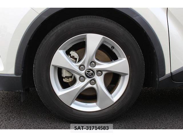 Toyota C-HR 2017-08 238600-12