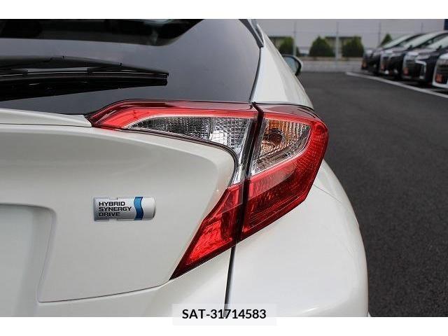Toyota C-HR 2017-08 238600-11