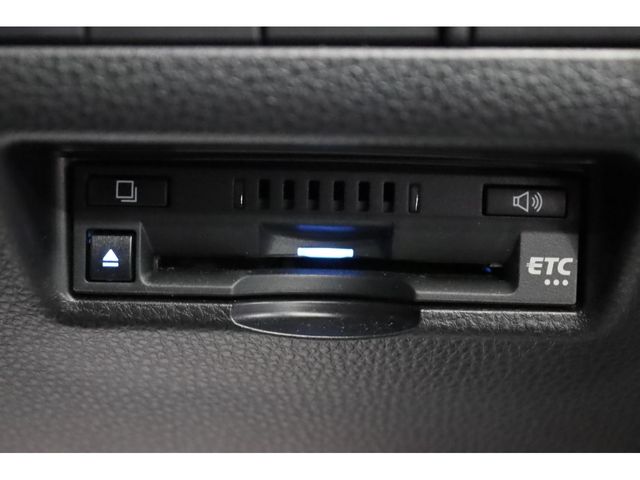 Toyota HARRIER HYBRID 2020-10 1799-15