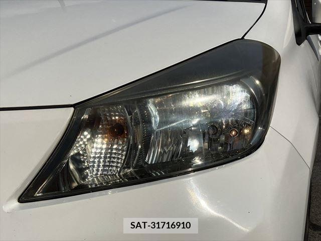 Toyota VITZ 2012-08 384958-7