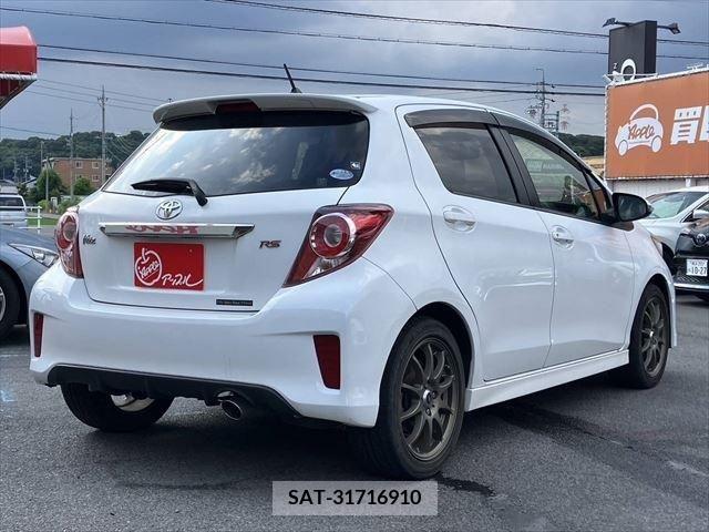 Toyota VITZ 2012-08 384958-14