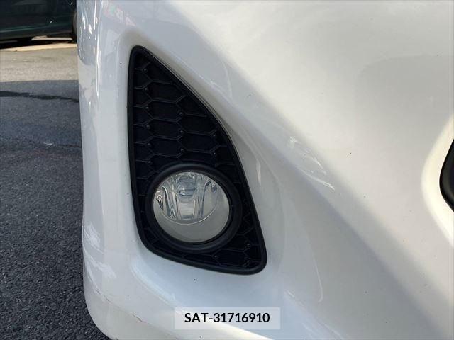 Toyota VITZ 2012-08 384958-20