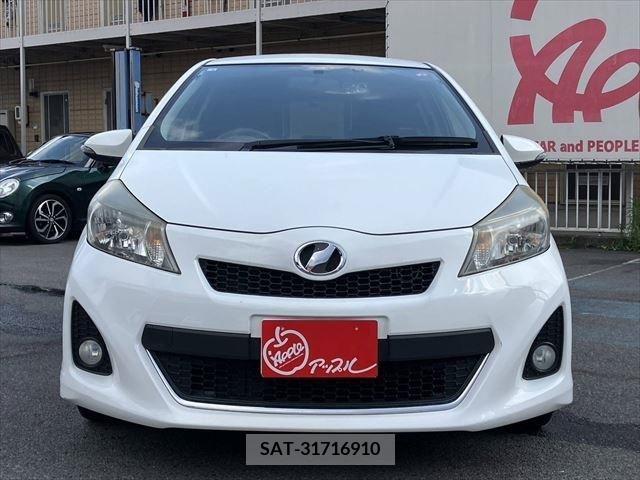 Toyota VITZ 2012-08 384958-10