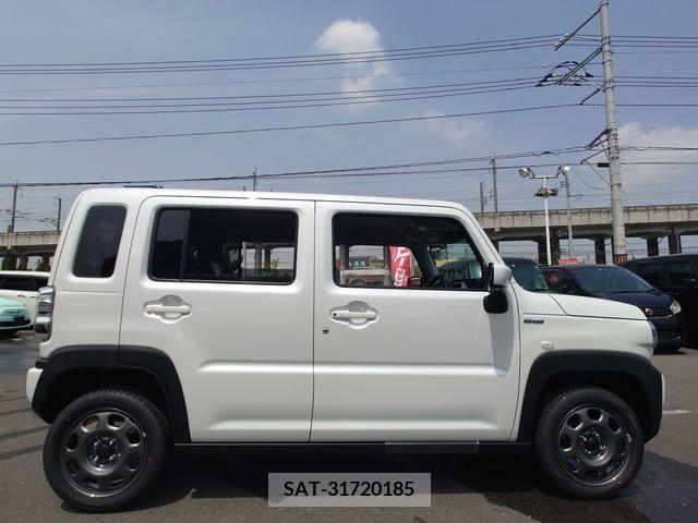 Suzuki HUSTLER 2024-04 272226-6