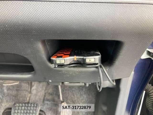 Daihatsu MOVE CUSTOM 2013-09 278287-11