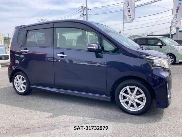 Daihatsu MOVE CUSTOM 2013-09 278287-1