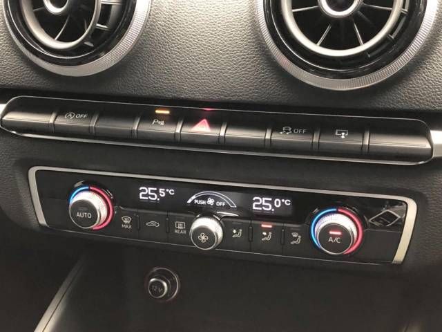 Audi A3 2015-02 185865-6