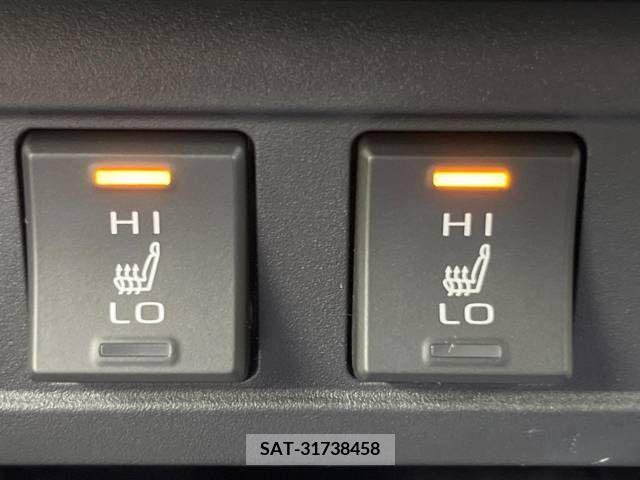 Toyota COROLLA CROSS 2022-05 332456-4