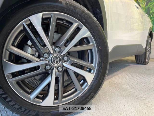 Toyota COROLLA CROSS 2022-05 332456-13