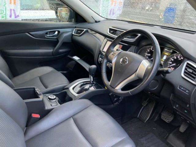 Nissan X-TRAIL 2015-09 194374-11