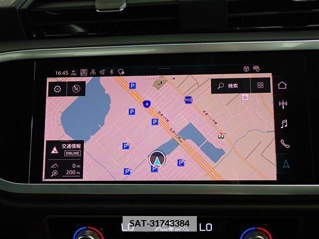 Audi Q3 2022-11 335877-1