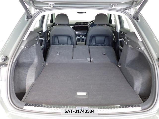 Audi Q3 2022-11 335877-24