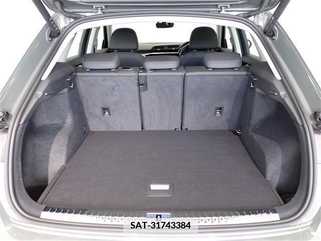 Audi Q3 2022-11 335877-23