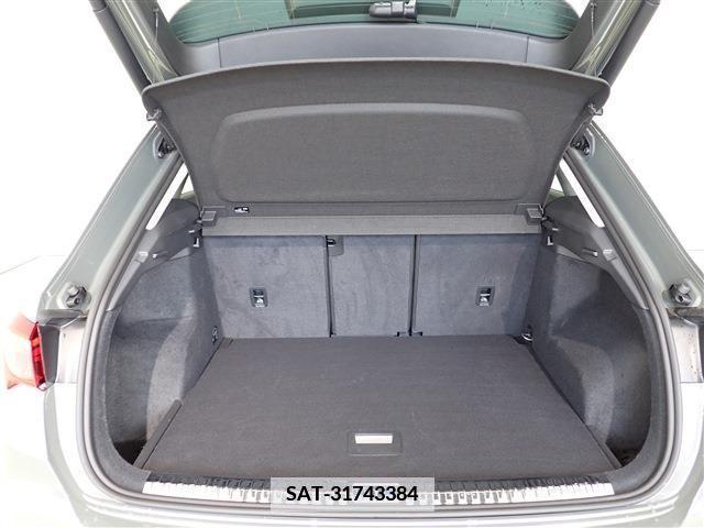 Audi Q3 2022-11 335877-22