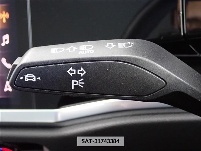 Audi Q3 2022-11 335877-28