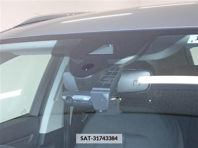 Audi Q3 2022-11 335877-8