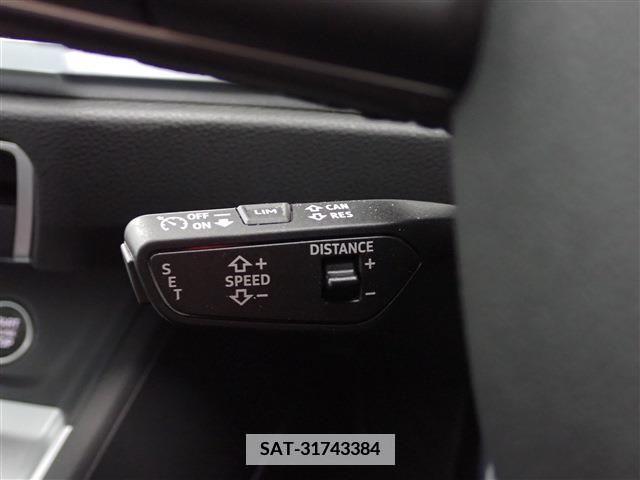 Audi Q3 2022-11 335877-26