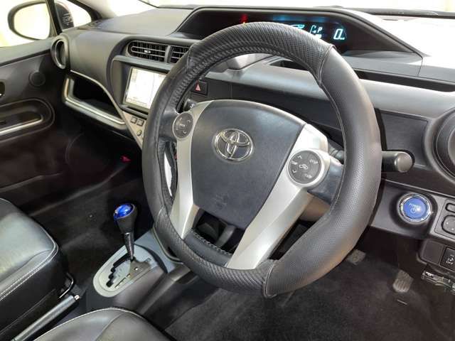 Toyota AQUA 2014-08 538-11