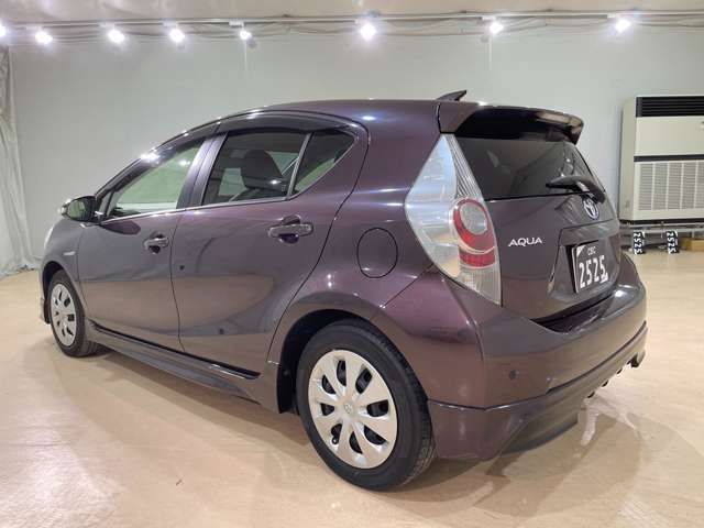 Toyota AQUA 2014-08 538-9