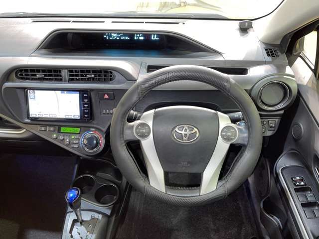 Toyota AQUA 2014-08 538-12