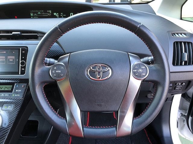 Toyota PRIUS 2013-07 180646-13