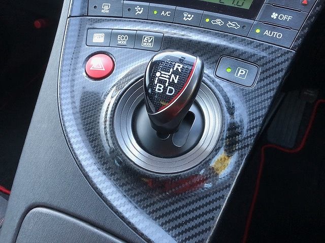 Toyota PRIUS 2013-07 180646-19