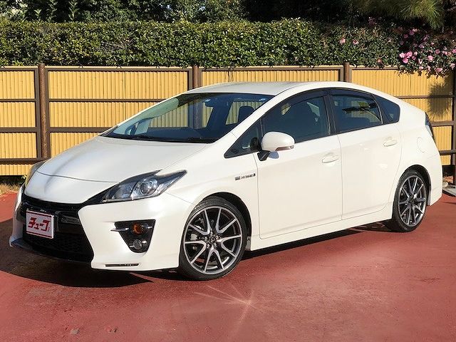 Toyota PRIUS 2013-07 180646-0