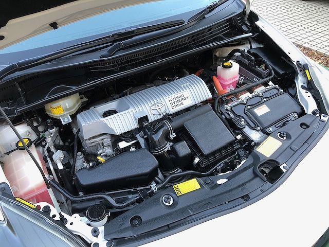 Toyota PRIUS 2013-07 180646-27