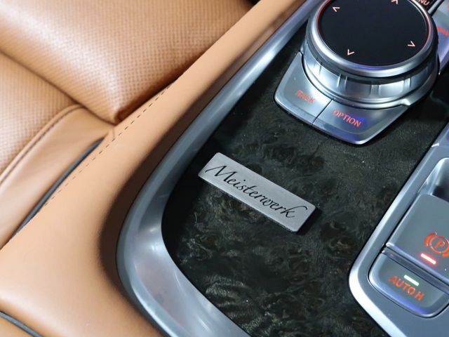 Bmw 7 SERIES 2021-10 8075-21
