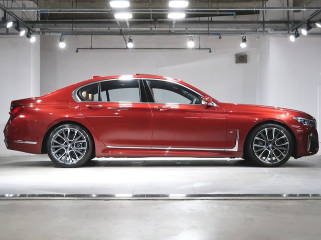 Bmw 7 SERIES 2021-10 8075-3