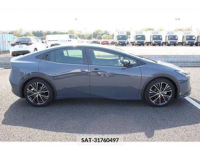 Toyota PRIUS 2023-02 230059-10