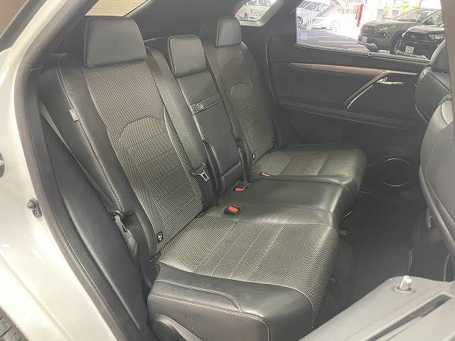 Lexus RX 2019-01 190735-9