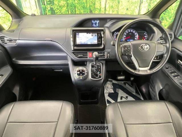 Toyota NOAH 2015-11 279518-1